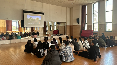 “传承雷锋精神 弘扬时代新风”主题班会9
