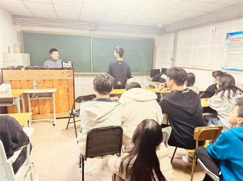 “传承雷锋精神 弘扬时代新风”主题班会6