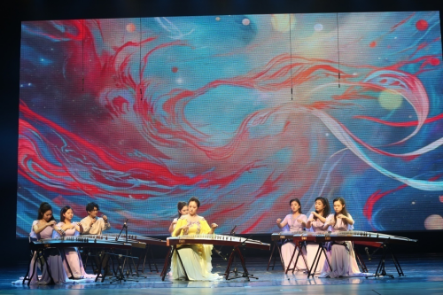 3古筝重奏《蹀马倾杯舞千秋》姚宁馨老师和幽兰馨香筝乐团