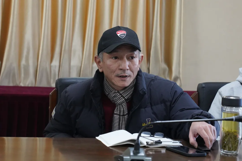 京剧系主任李青