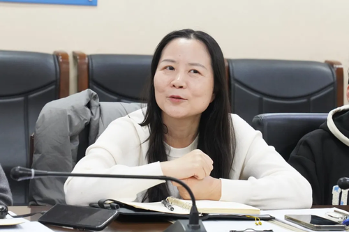 招生就业办主任向芳