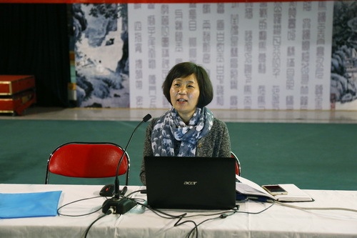 1郭爱莲老师讲解心理知识_调整大小