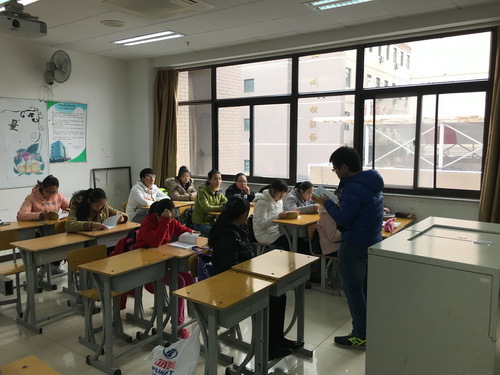 10.音乐2015班_调整大小