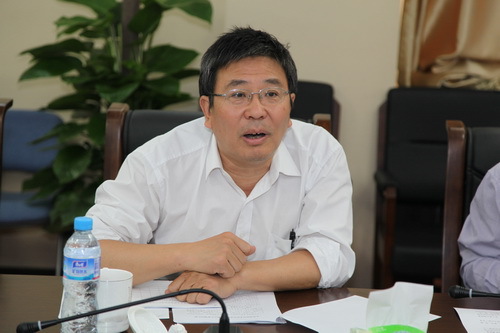 北京市政法卫生文化工会向我院颁发职工之家示范单位牌匾3