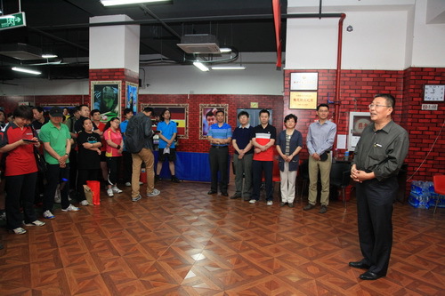 5文化局副局长何昕讲话并宣布比赛开始_调整大小