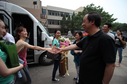 09院领导感谢学院教师_调整大小