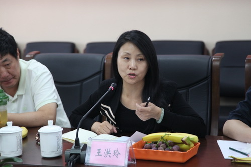 13.北京市河北梆子剧团团长王洪玲发言_调整大小