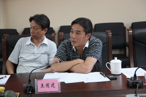 12.上海京剧院院长王国建发言_调整大小