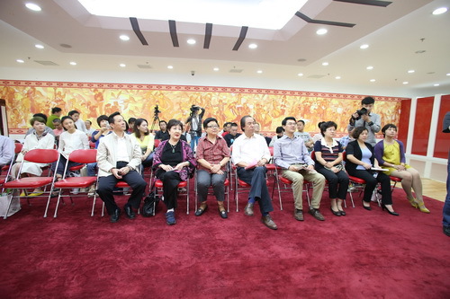 C63R0390_璋冩暣澶у皬