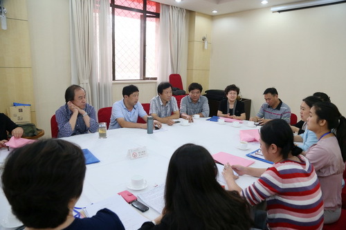 12鍒嗙粍璁ㄨ_璋冩暣澶у皬