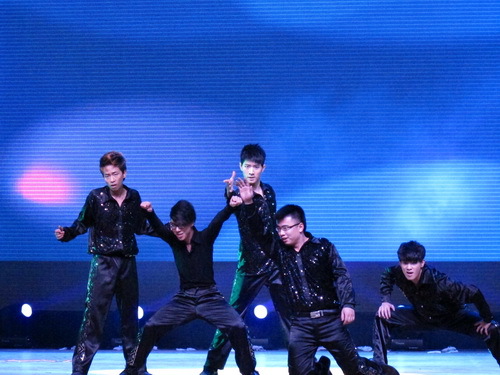 17涓夌瓑濂栥€婅仈娆€嬩綔鑰咃細鏉滃Δ涓絖璋冩暣澶у皬