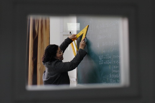 12涓夌瓑濂栥€婃巿涓氥€嬩綔鑰咃細涔愬_璋冩暣澶у皬