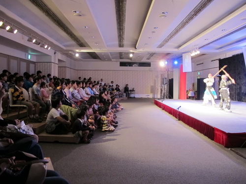 10演出场场爆满_调整大小