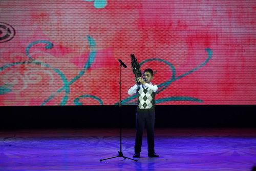 5笙独奏《山丹丹花开红艳艳》5_调整大小