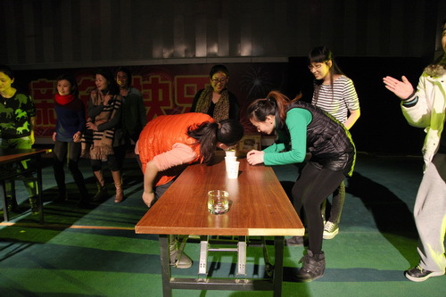 16游戏_调整大小