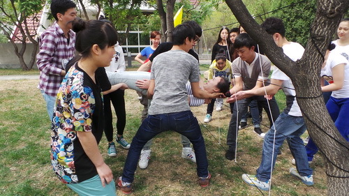 跨越电网_调整大小