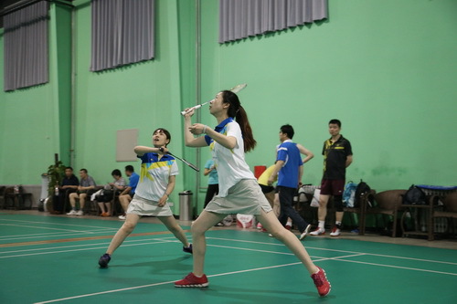 2女双选手解娜、曹丽娜_调整大小