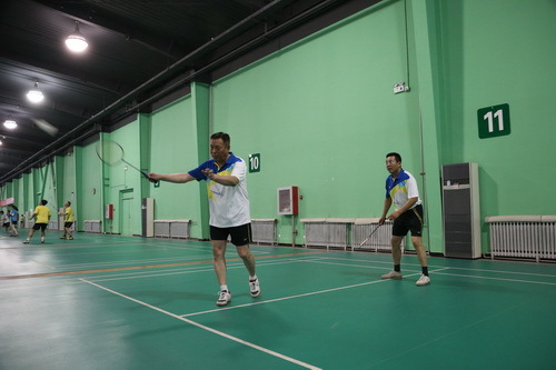 4男双选手黄培麟、张学铭_调整大小