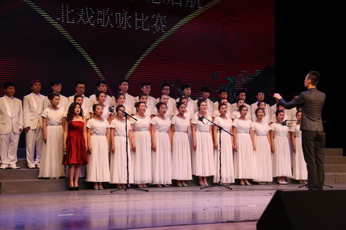 11舞美系-舞美合唱团_调整大小