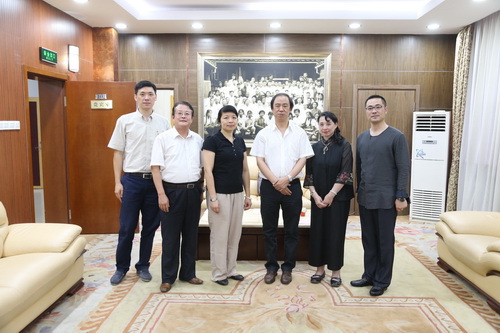 1合影_调整大小