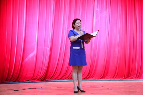 2副院长黄珊珊主持_调整大小