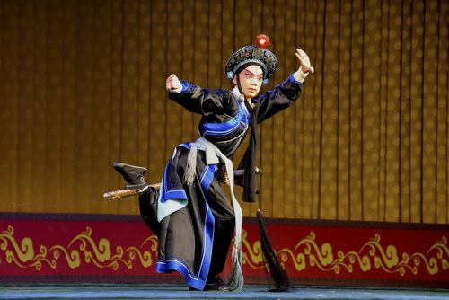 《林冲夜奔》    作者：阎以成_调整大小