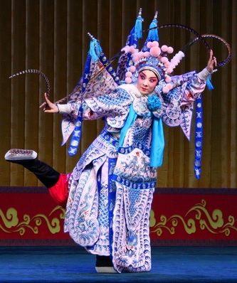 作者：张玉兰_调整大小