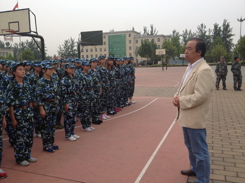 4院长刘侗讲话_调整大小