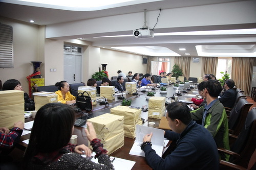 会议现场_调整大小