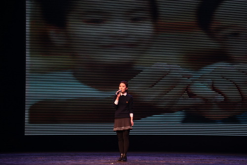 参赛选手代表2_调整大小