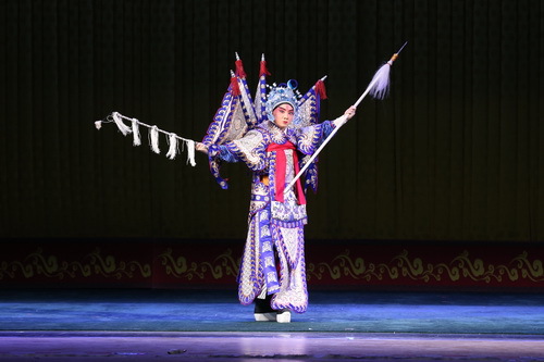 17《长坂坡》赵云：曹晨_调整大小