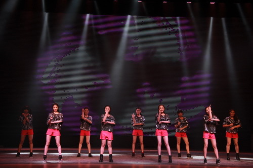 14舞蹈《oh》_调整大小