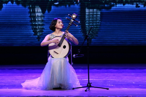 4中软独奏《云南回忆第三乐章》