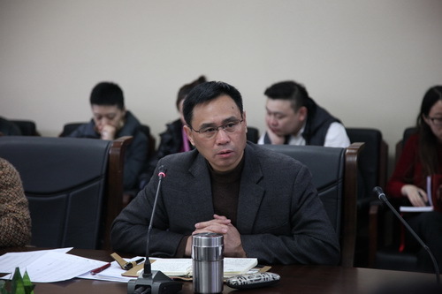 3副院长黄平主持并讲话_调整大小