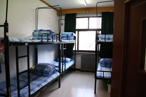 4中专宿舍_调整大小