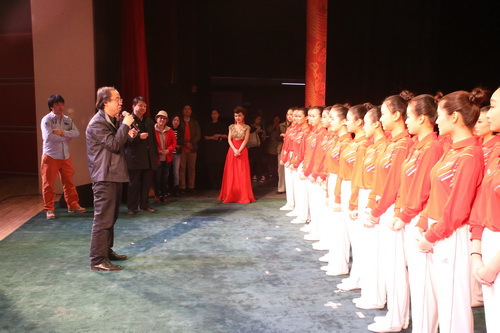 领导 讲话_调整大小