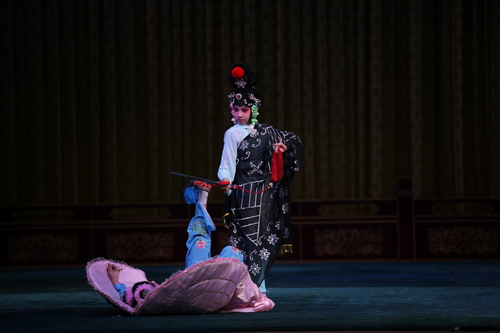 5《刺蚌》_调整大小