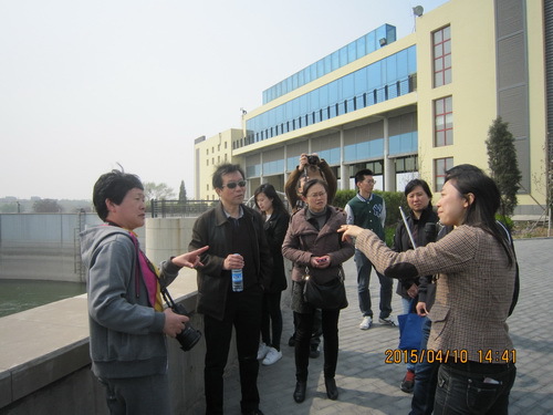 参观南水北调（一）_调整大小