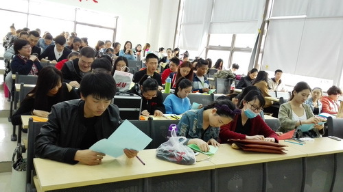 2学生创作环节0_调整大小