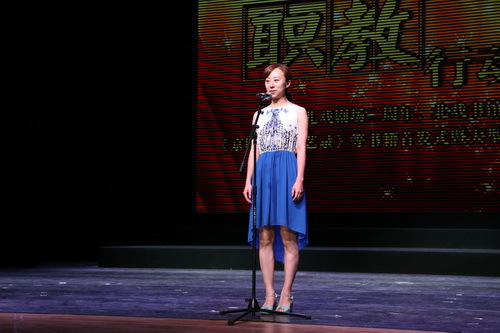 13北戏书馆忠实观众代表发言_调整大小