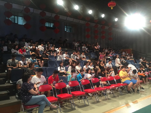 2高职学生参加控烟会议_调整大小 2高职学生参加控烟会议_调整大小