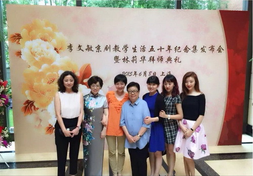 9师徒合影留念_调整大小