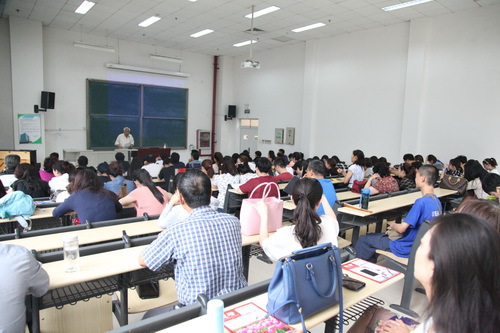 4讲座现场_调整大小