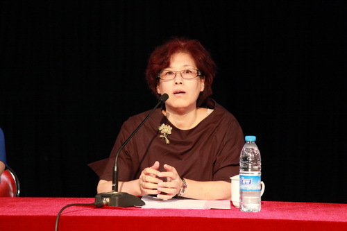 7文化局公共文化处处长黄海燕讲话_调整大小