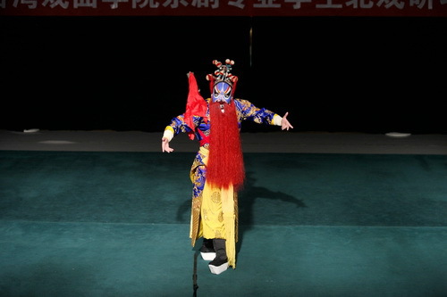 13汇报剧目《盗马》_调整大小