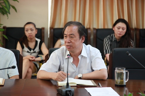 1院长刘侗对会议进行总结讲话_调整大小