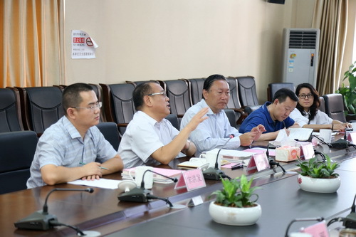 2会场_调整大小