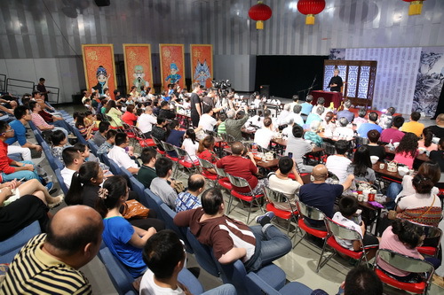 3座无虚席的北戏书馆_调整大小