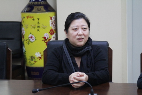 副院长黄珊珊讲话_调整大小