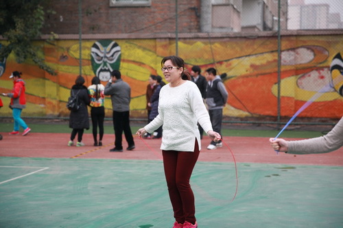 8单人跳绳_调整大小